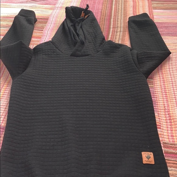 Black sweatshirt - Picture 1 of 1